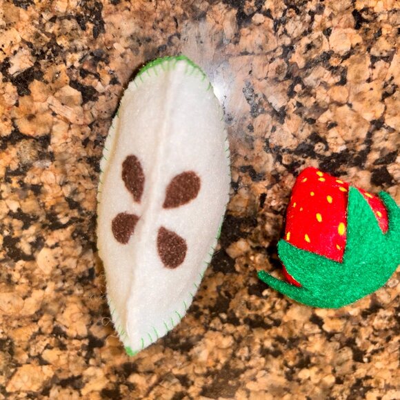 PLAY FOOD - FELT -- LUNCH ITEMS - Picture 6 of 8